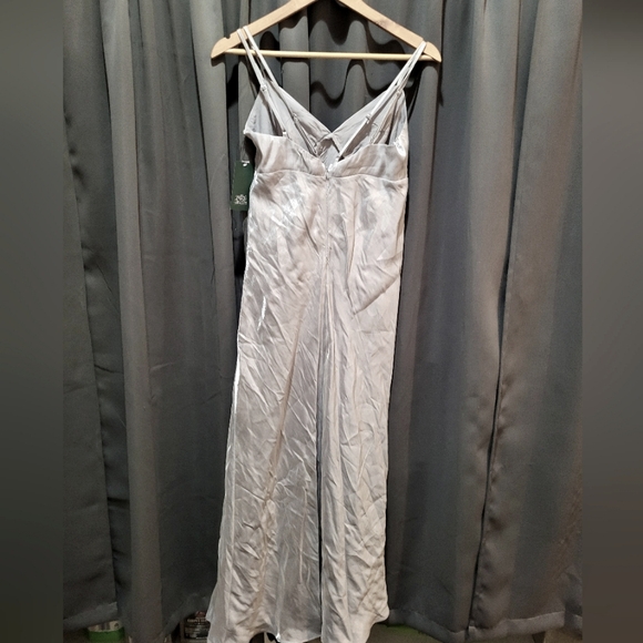 WILD FABLE WOMEN'S SILVER IRIDESCENT MAXi  SLIP DRESS. NWT - Picture 3 of 8